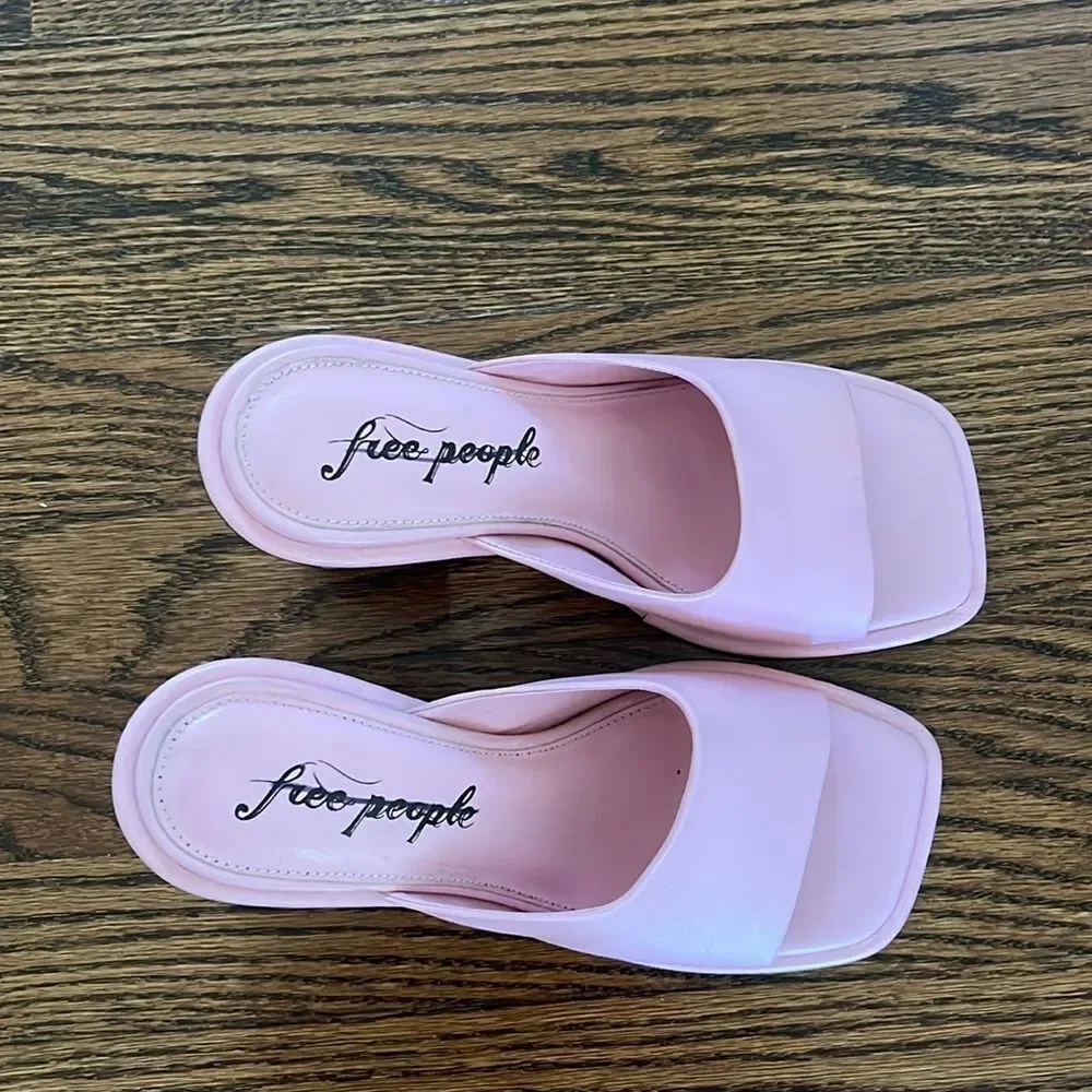 Free People Size 38.5 Worn Pink Open Toe Heals Mandi Leather Mules Pink Lemonade